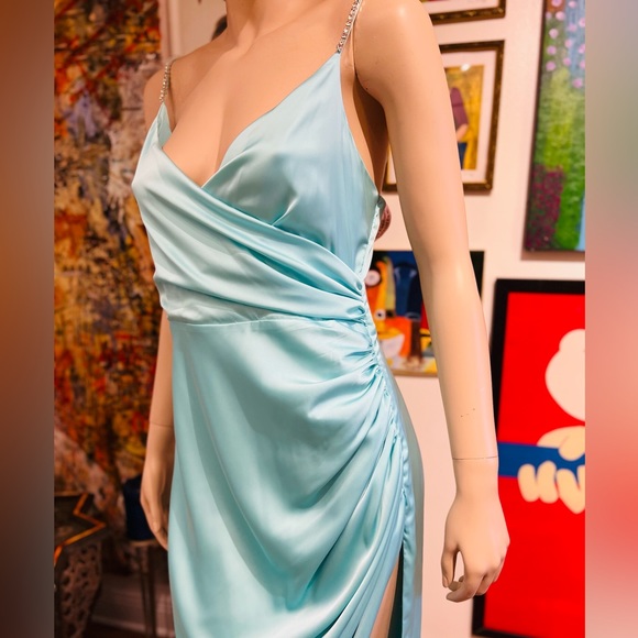 NWT Oh Polly Midi open side wrap Dress Size 10 polyester and elastane blend - Picture 5 of 13